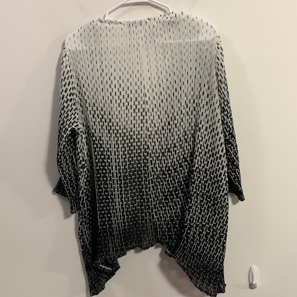 Erin London NWT no closure Wrap / cover. Great Career wear. size 8 - Picture 6 of 6